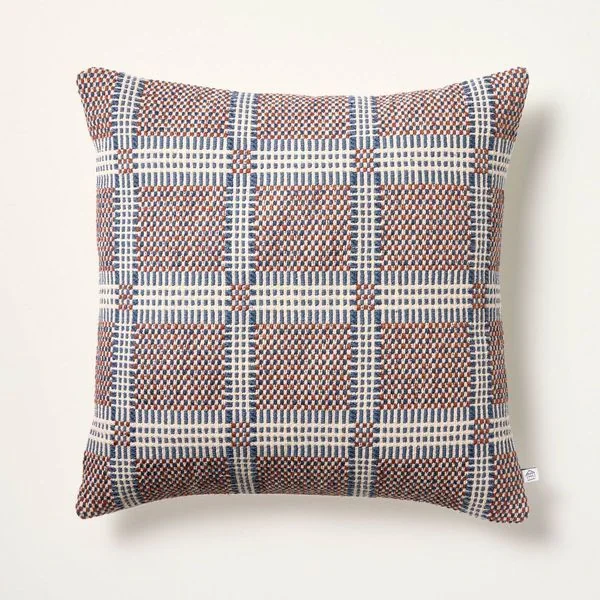 Plaid throw pillow — Blue / brown